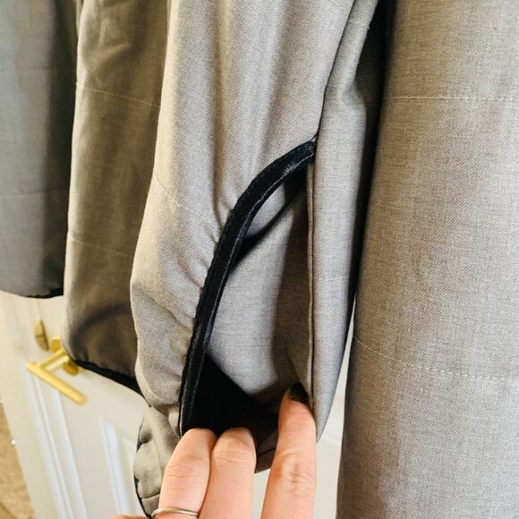 Zanerobe Mens Gray Quilted Hooded Zip Up Embroidered Jacket | Medium - Picture 7 of 8